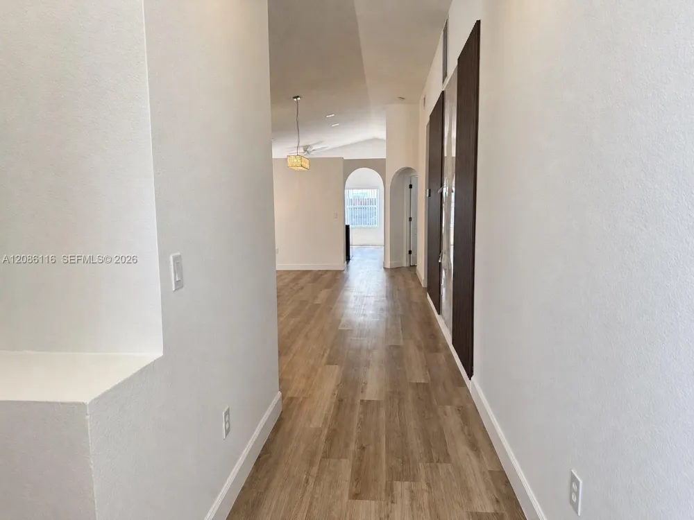 11270 NW 53rd Ln Doral, FL 33178