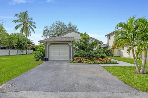 2474 Bedford Mews Drive