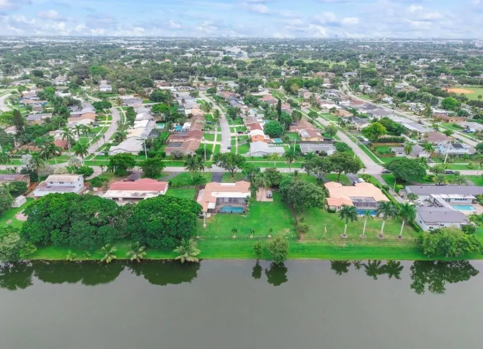 711 NW 45TH AVENUE Coconut Creek, FL 33066