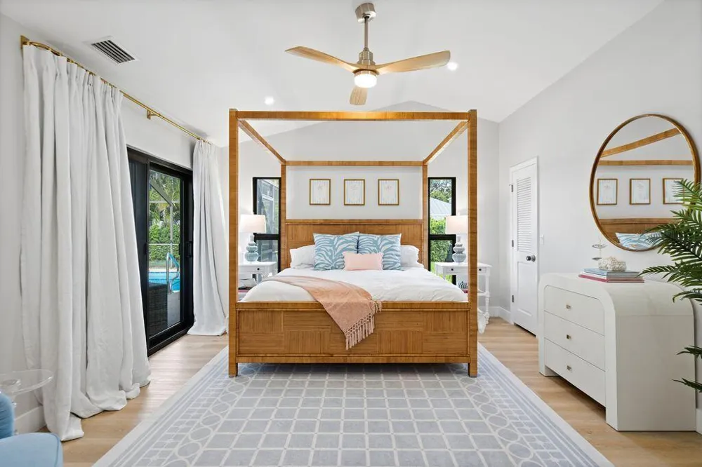 14 SE Paddock Circle Tequesta, FL 33469