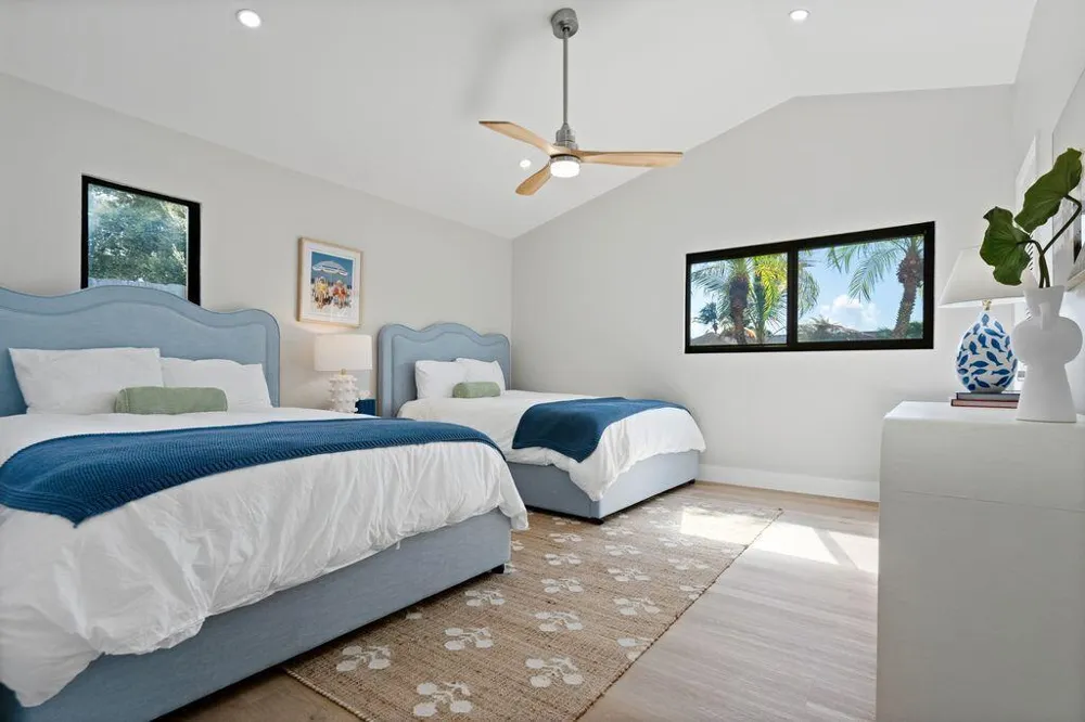 14 SE Paddock Circle Tequesta, FL 33469