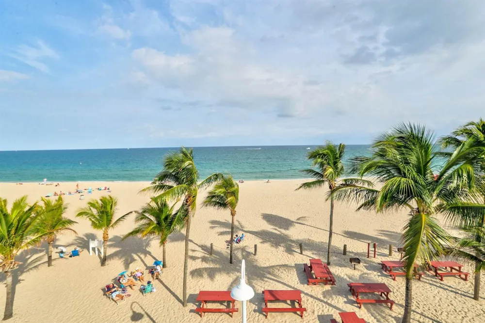 111 Briny Avenue #2409 Pompano Beach, FL 33062