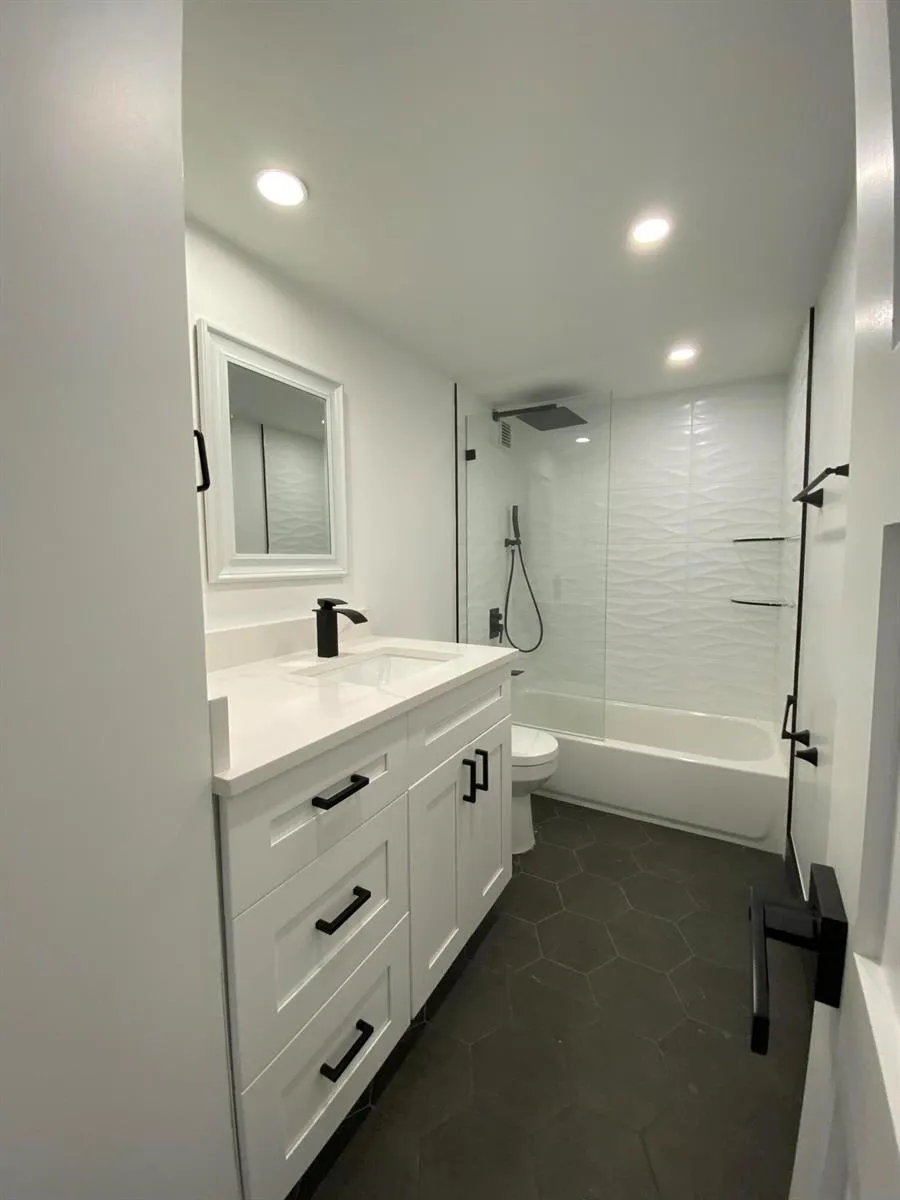 111 Briny Avenue #2409 Pompano Beach, FL 33062