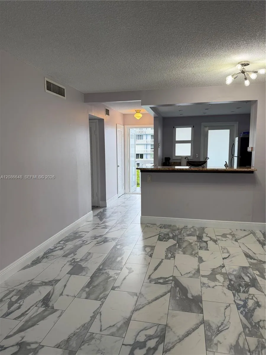 320 NE 12th Ave #506 Hallandale Beach, FL 33009