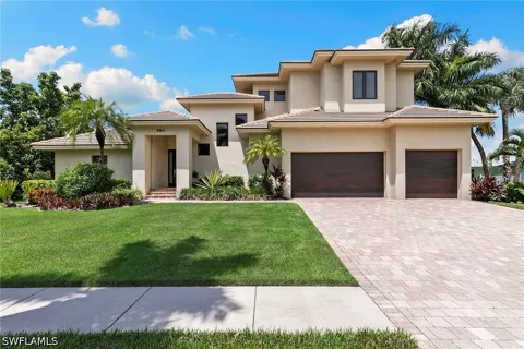 Goldcoast Court