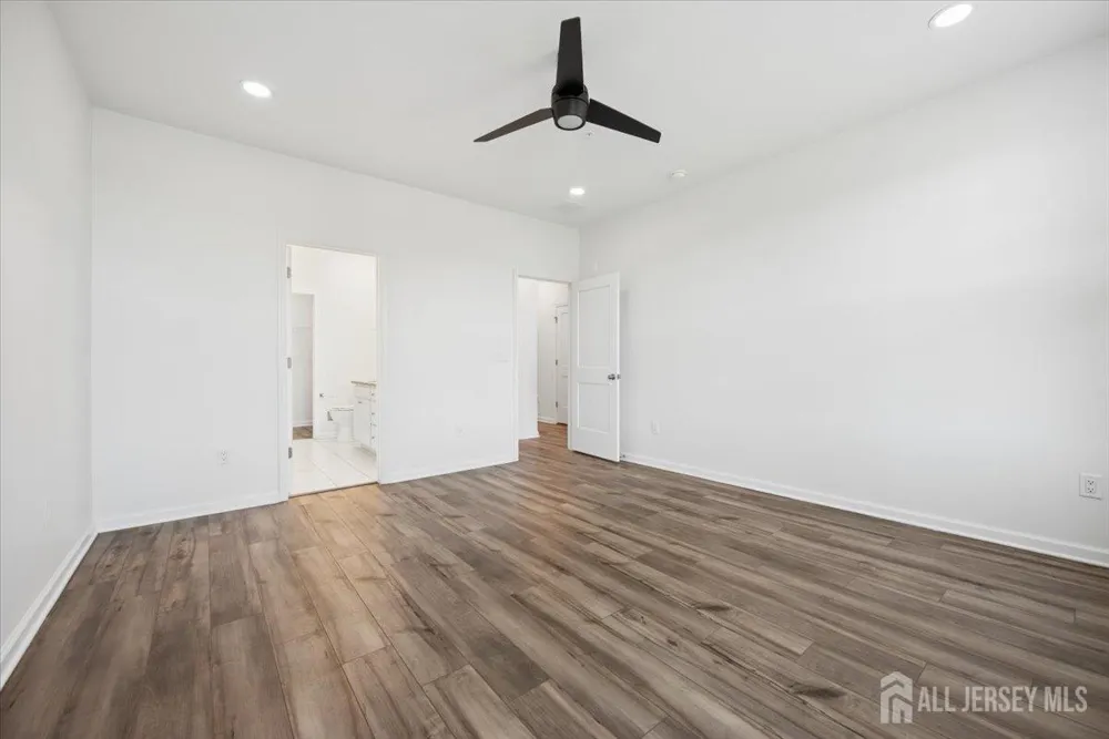 82 Depot Way Dunellen, NJ 08812