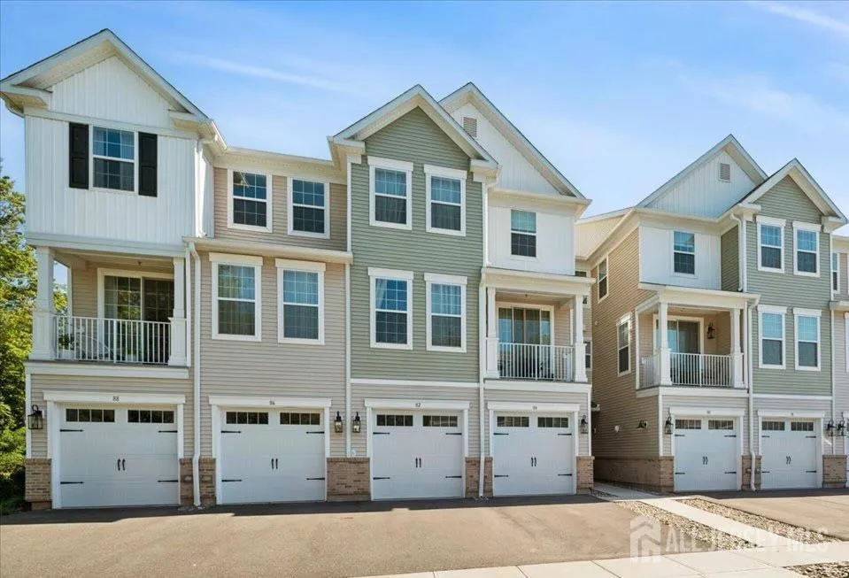 82 Depot Way Dunellen, NJ 08812