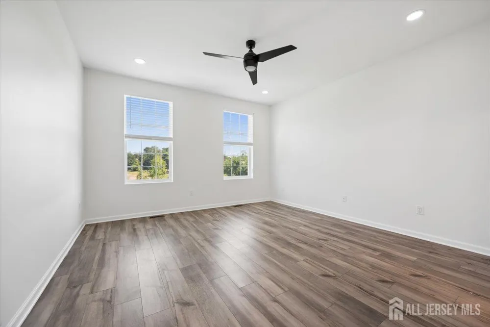 82 Depot Way Dunellen, NJ 08812