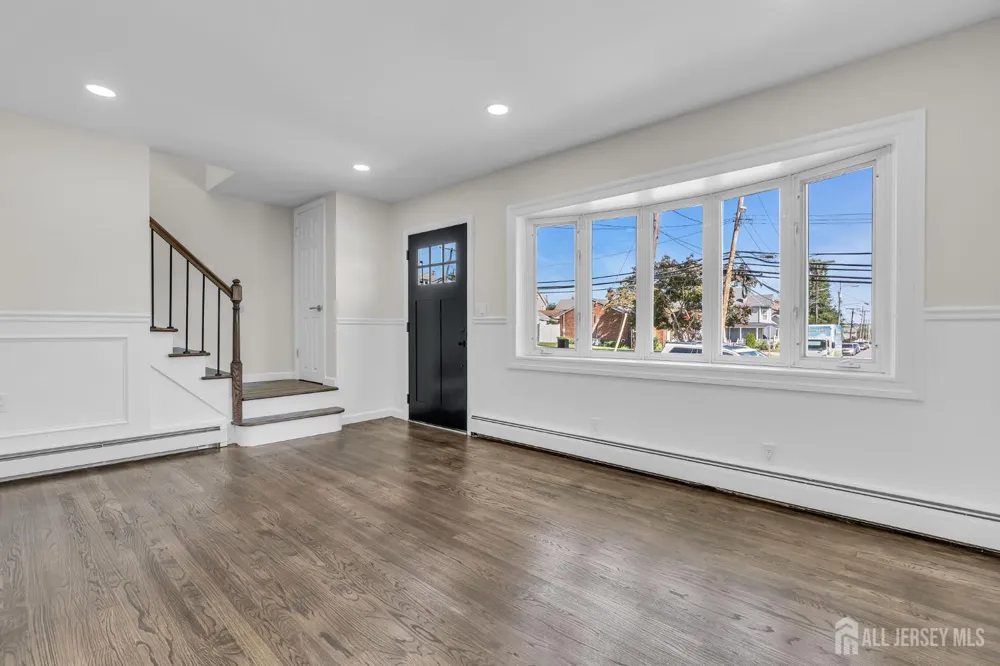 552 Ridgeway Avenue Sayreville, NJ 08879