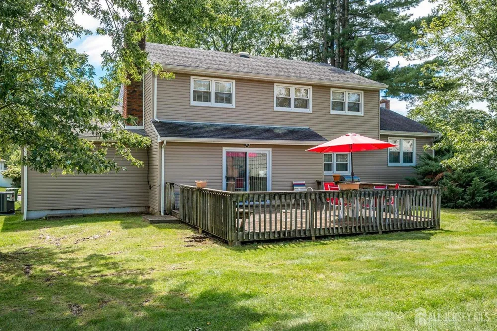 21 Marlin Avenue E Edison, NJ 08820