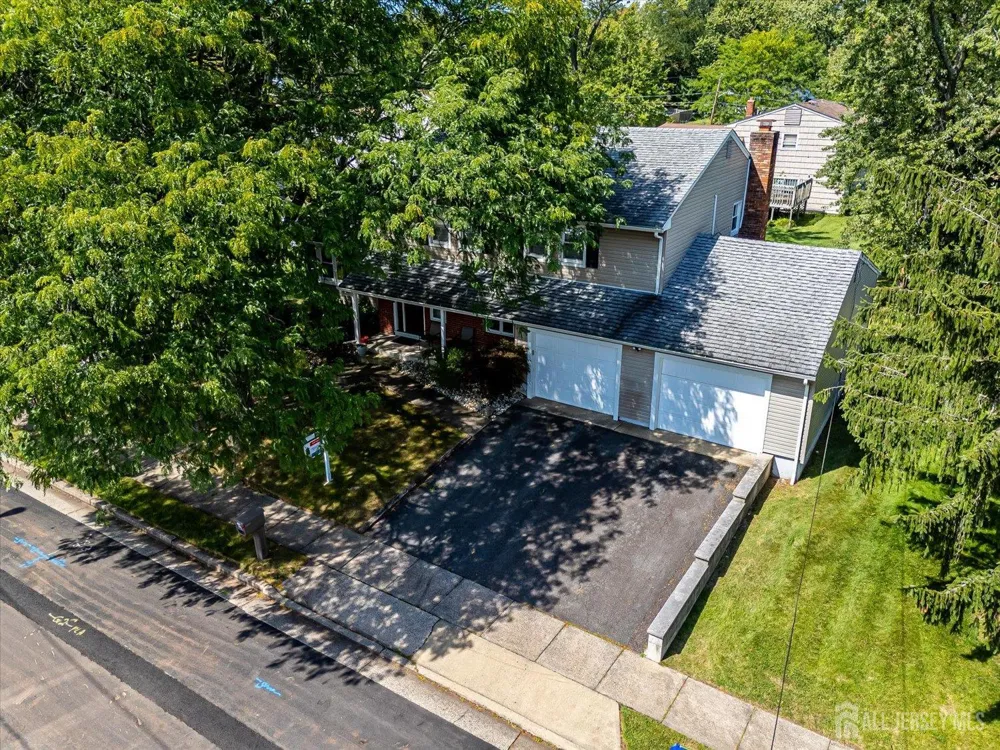 21 Marlin Avenue E Edison, NJ 08820