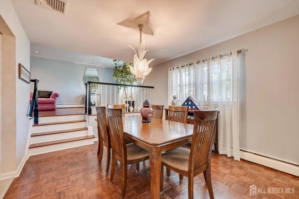 21 Marlin Avenue E Edison, NJ 08820