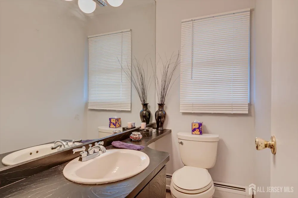 21 Marlin Avenue E Edison, NJ 08820