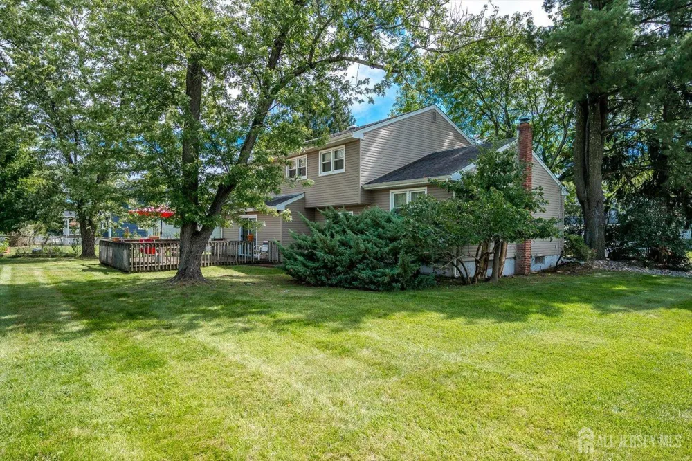 21 Marlin Avenue E Edison, NJ 08820