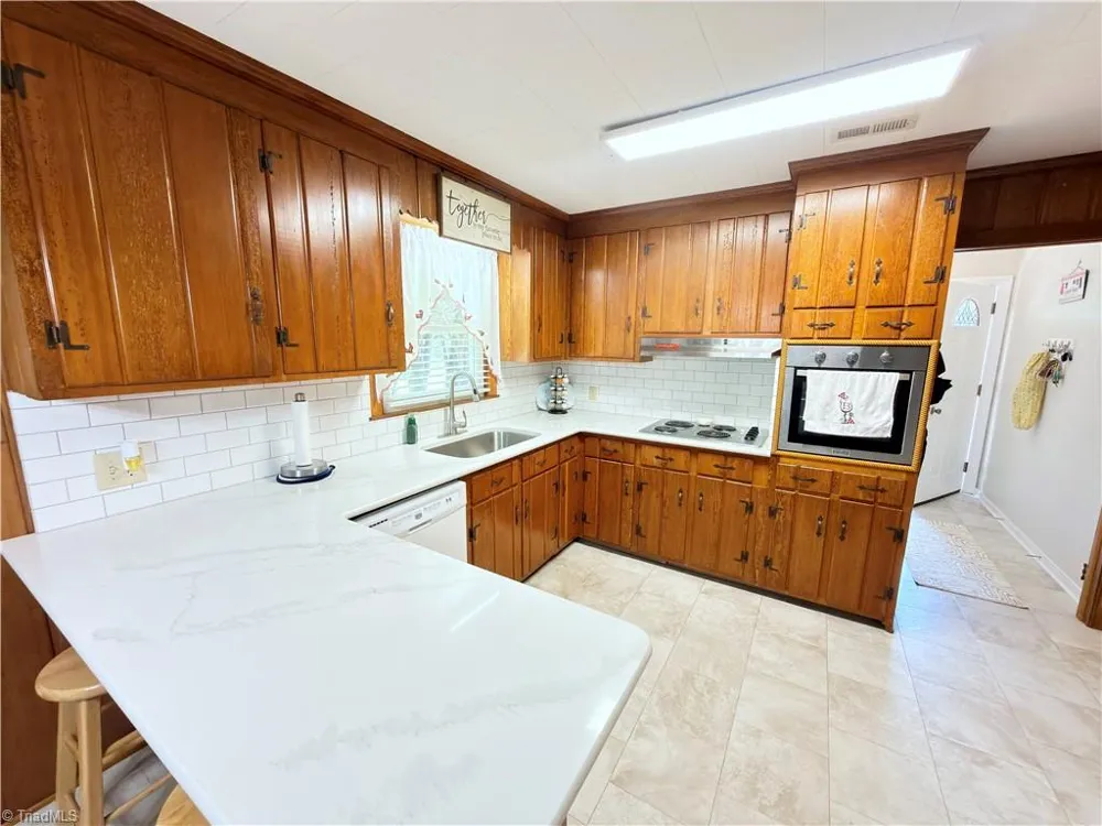 776 Country Club Drive State Road, NC 28676