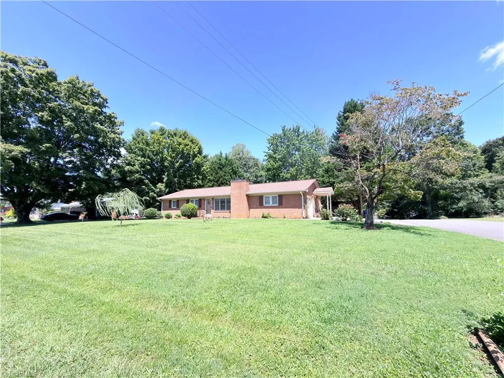 776 Country Club Drive State Road, NC 28676