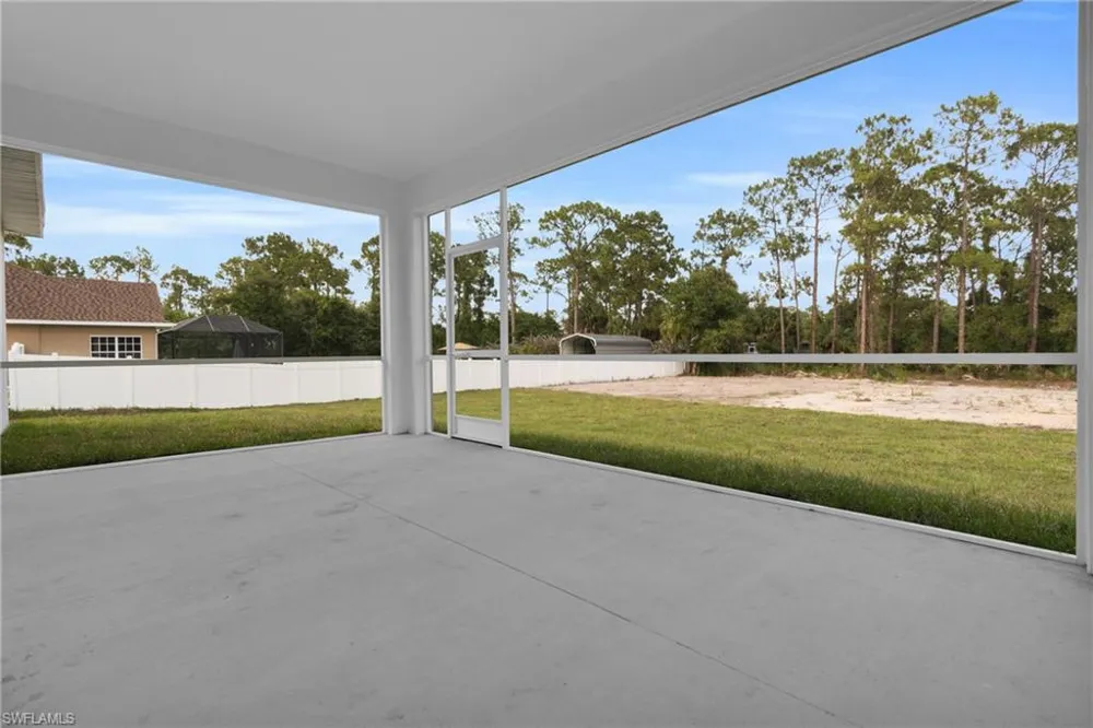 1102 Cortez Avenue Lehigh Acres, FL 33972