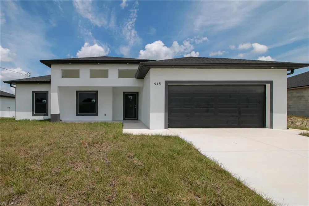 945 Commodore Street Lehigh Acres, FL 33974