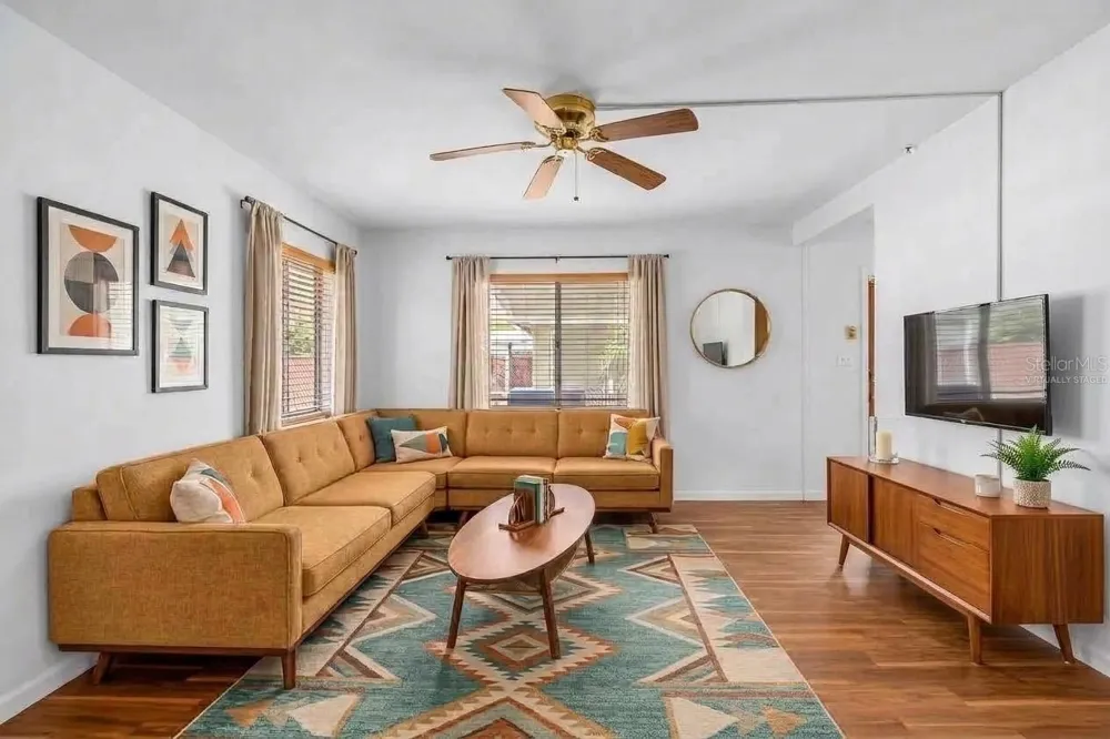 8068 28TH AVENUE St Petersburg, FL 33710