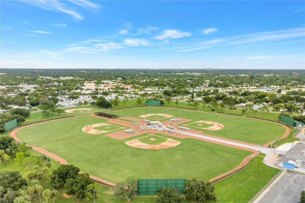 8068 28TH AVENUE St Petersburg, FL 33710