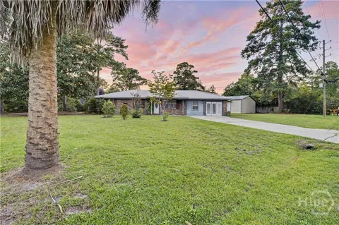200 Melrose Place