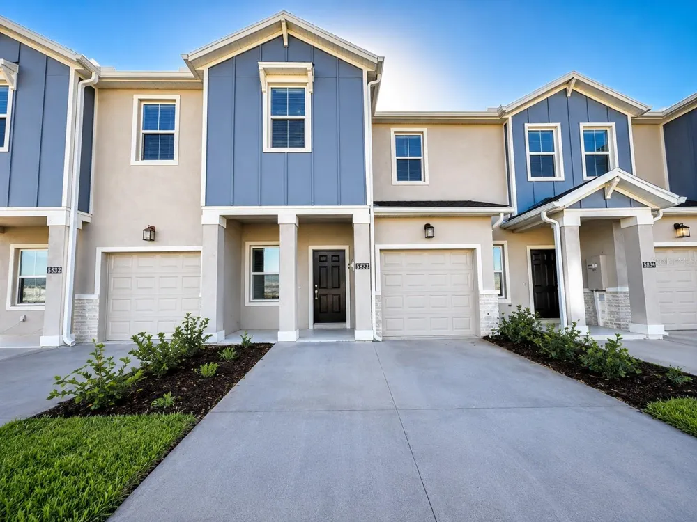 5836 ENERGY WAY Clermont, FL 34714