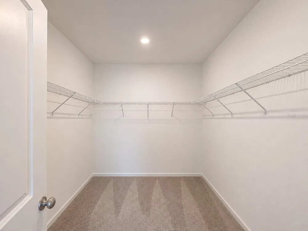5836 ENERGY WAY Clermont, FL 34714