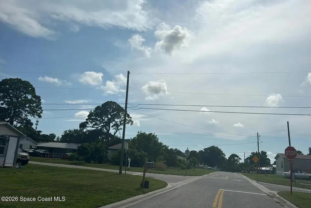 7990 50th Avenue St. Petersburg, FL 33709