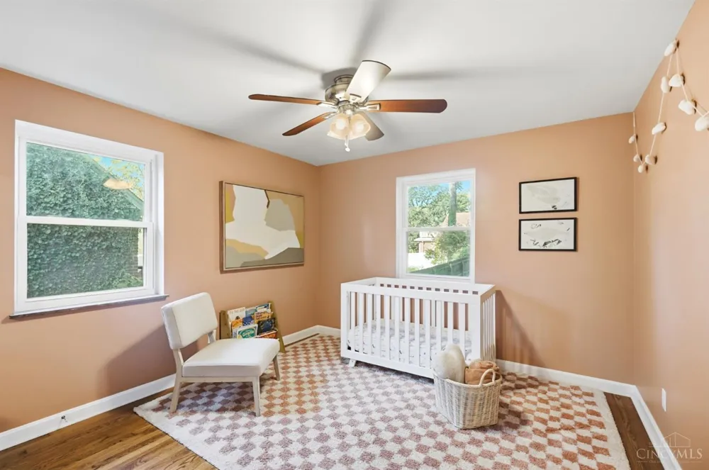 5805 Valley View Avenue Cincinnati, OH 45213
