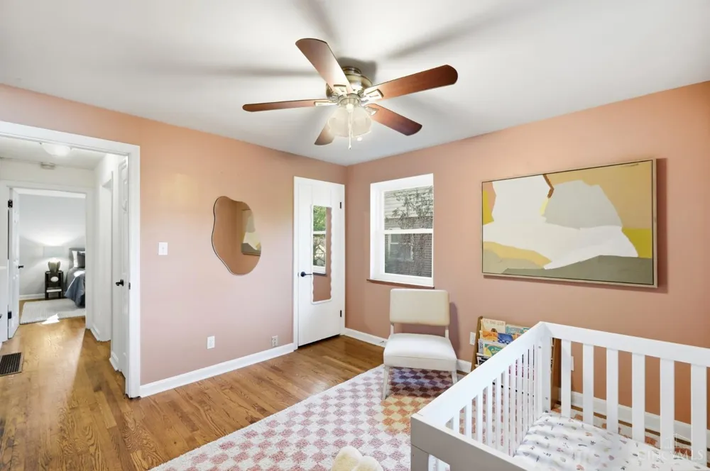 5805 Valley View Avenue Cincinnati, OH 45213