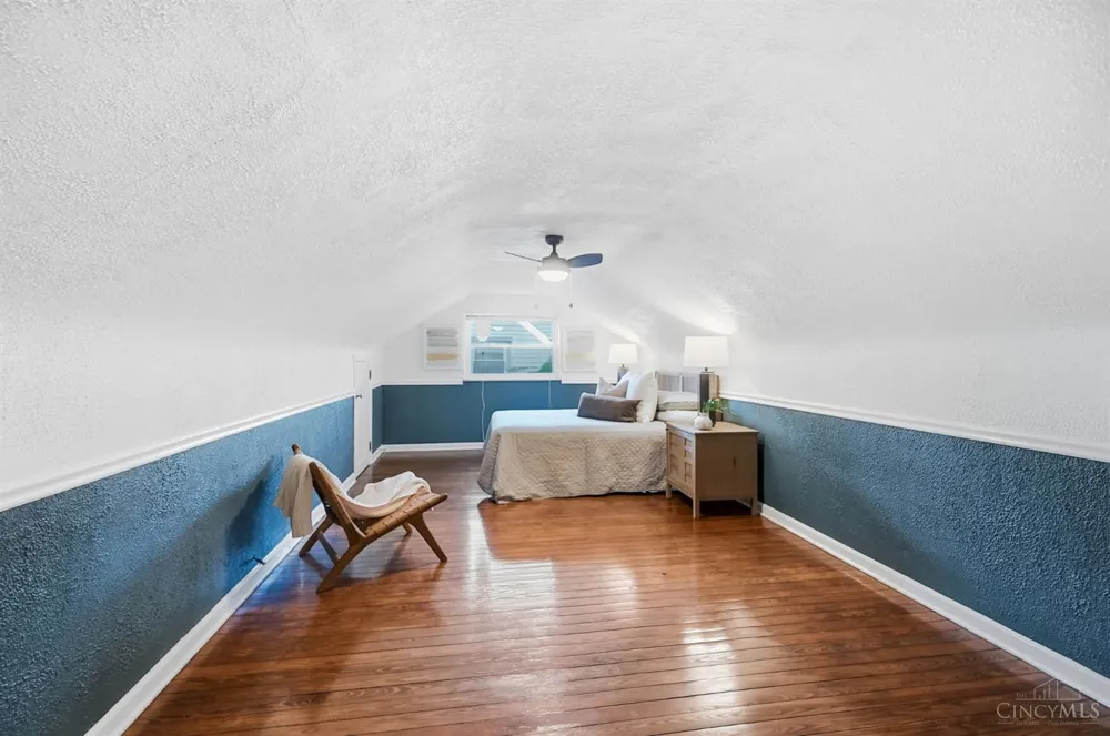 5805 Valley View Avenue Cincinnati, OH 45213