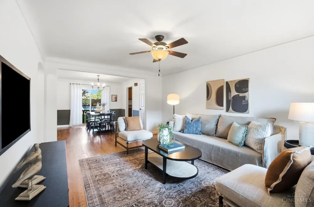 5805 Valley View Avenue Cincinnati, OH 45213