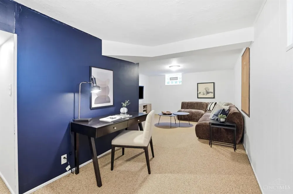 5805 Valley View Avenue Cincinnati, OH 45213