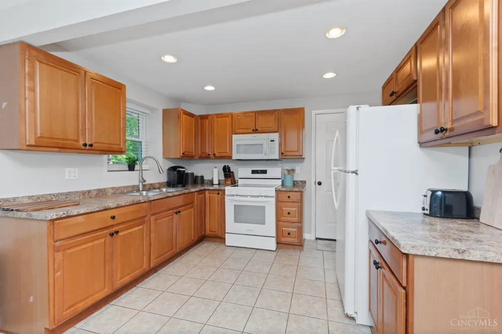 1178 Deblin Drive Miami, OH 45150