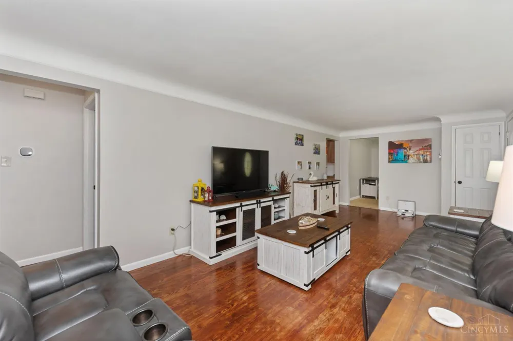 1178 Deblin Drive Miami, OH 45150