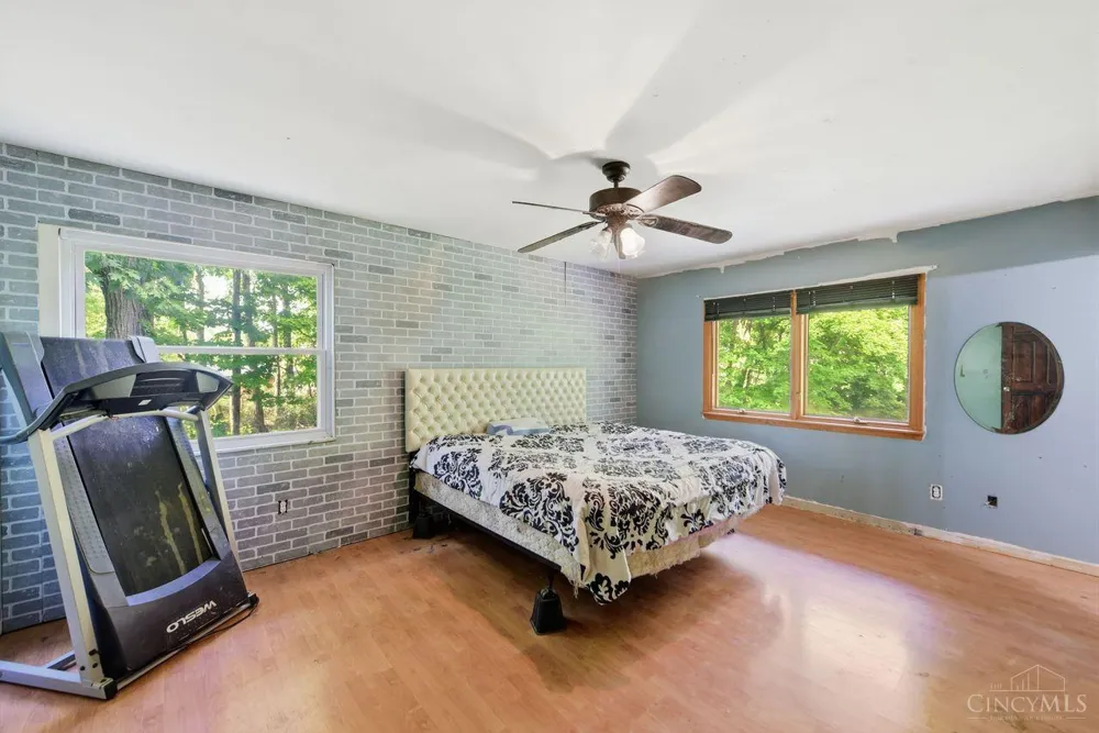 1769 Acreview Drive Springfield, OH 45240