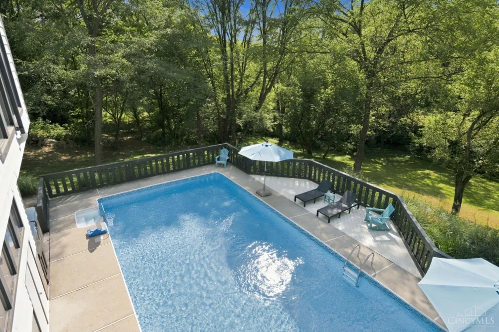 11627 Bank Road Colerain, OH 45251