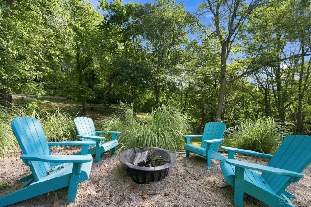 11627 Bank Road Colerain, OH 45251