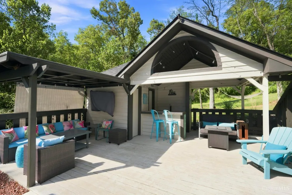 11627 Bank Road Colerain, OH 45251