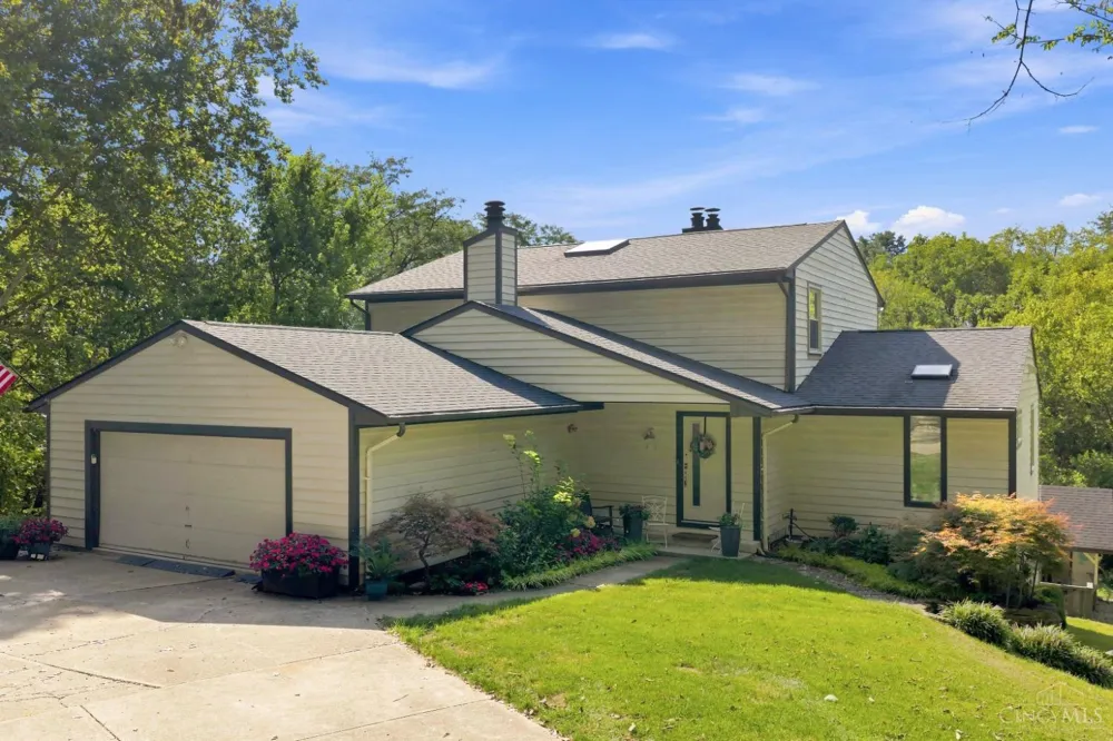 11627 Bank Road Colerain, OH 45251