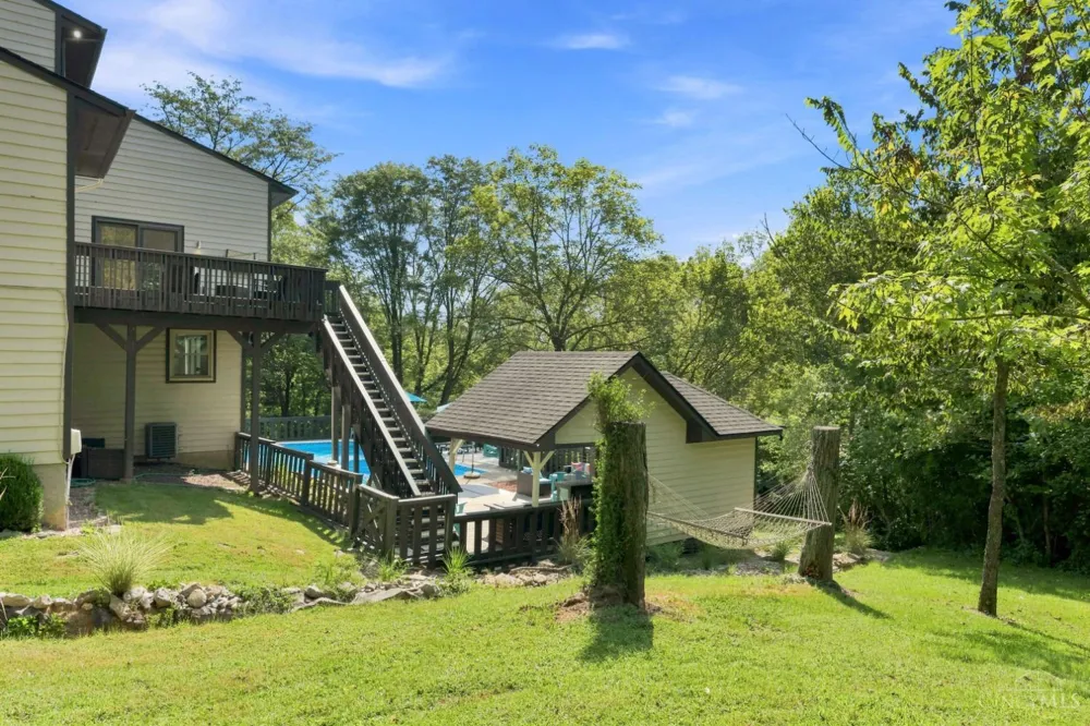 11627 Bank Road Colerain, OH 45251