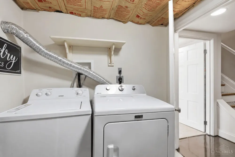 3307 Maplecrest Place Cincinnati, OH 45209