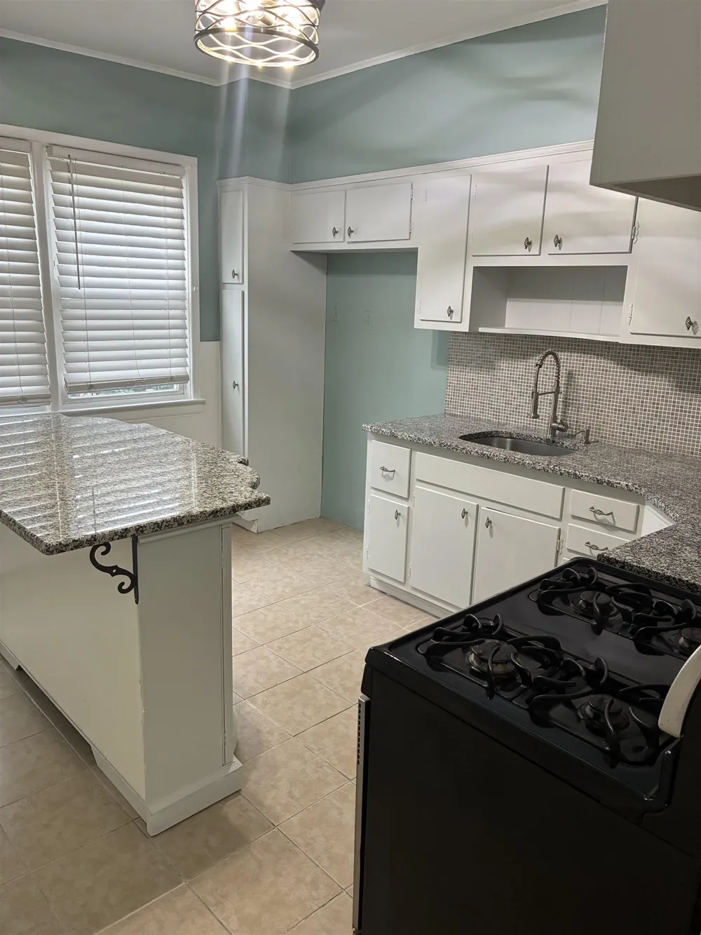 155 WEST 9TH ST Bayonne, NJ 07002