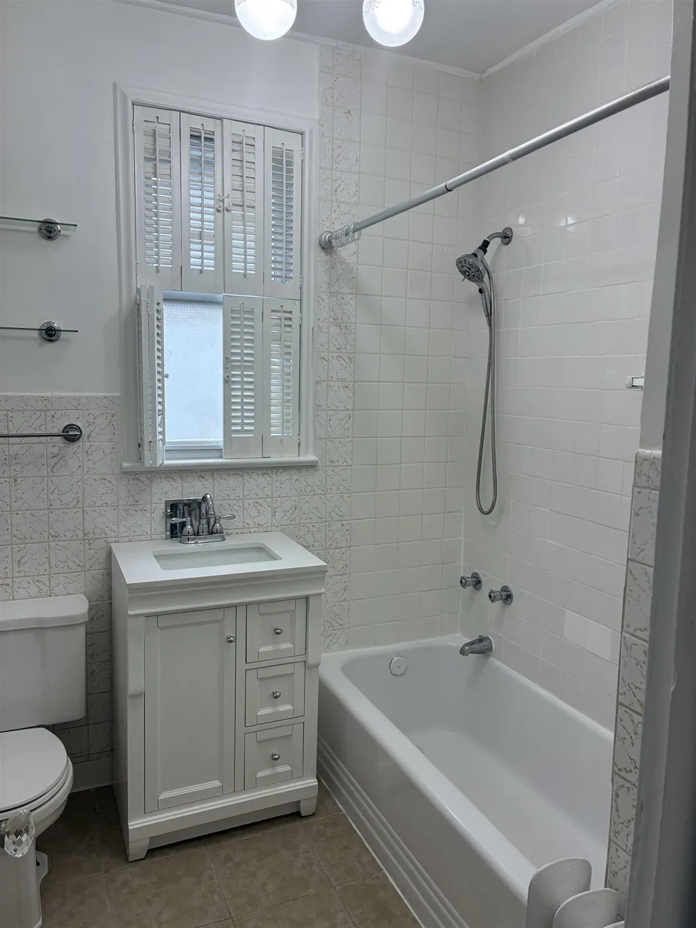 155 WEST 9TH ST Bayonne, NJ 07002