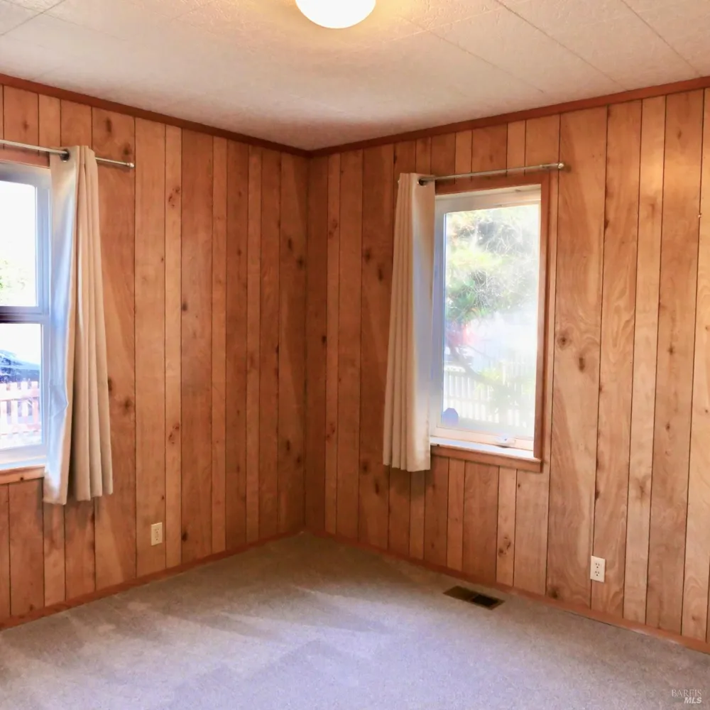 127 Harrison Street Fort Bragg, CA 95437