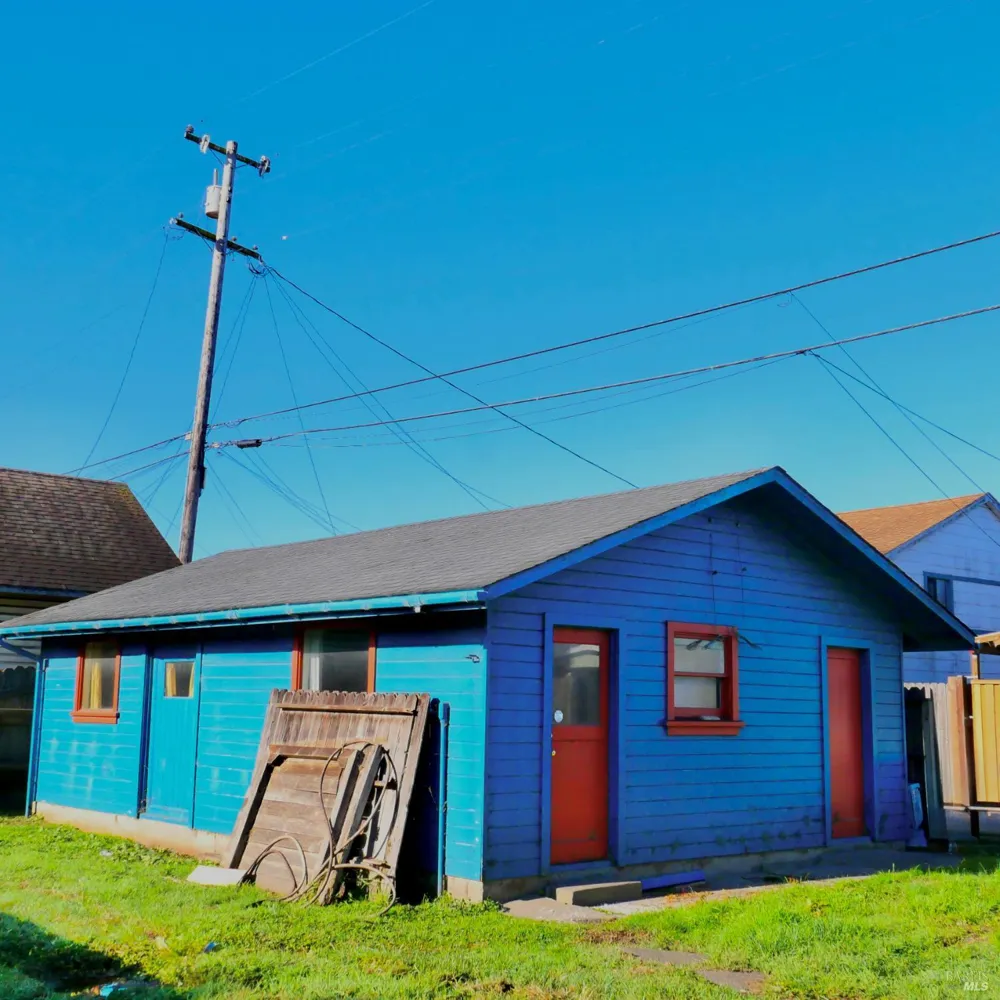 127 Harrison Street Fort Bragg, CA 95437
