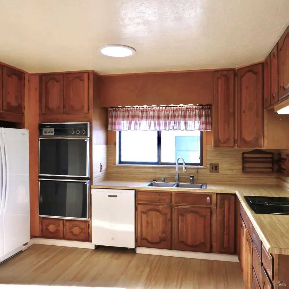 127 Harrison Street Fort Bragg, CA 95437