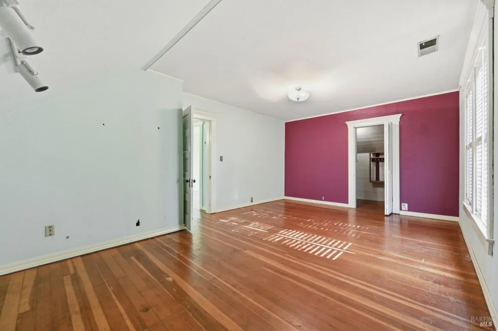 1901 York Street Napa, CA 94559