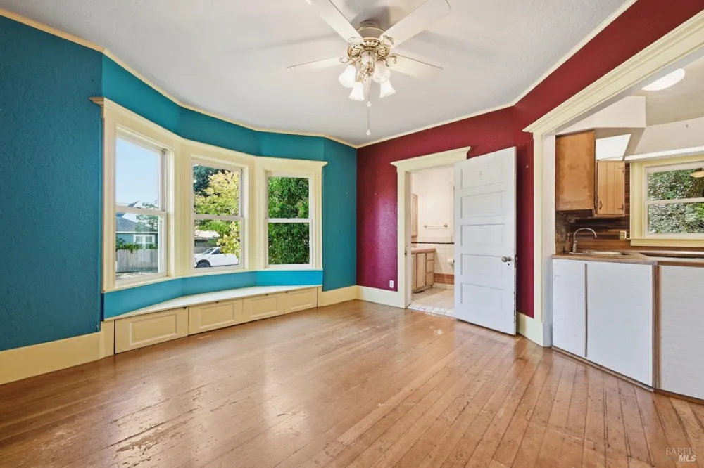 1901 York Street Napa, CA 94559