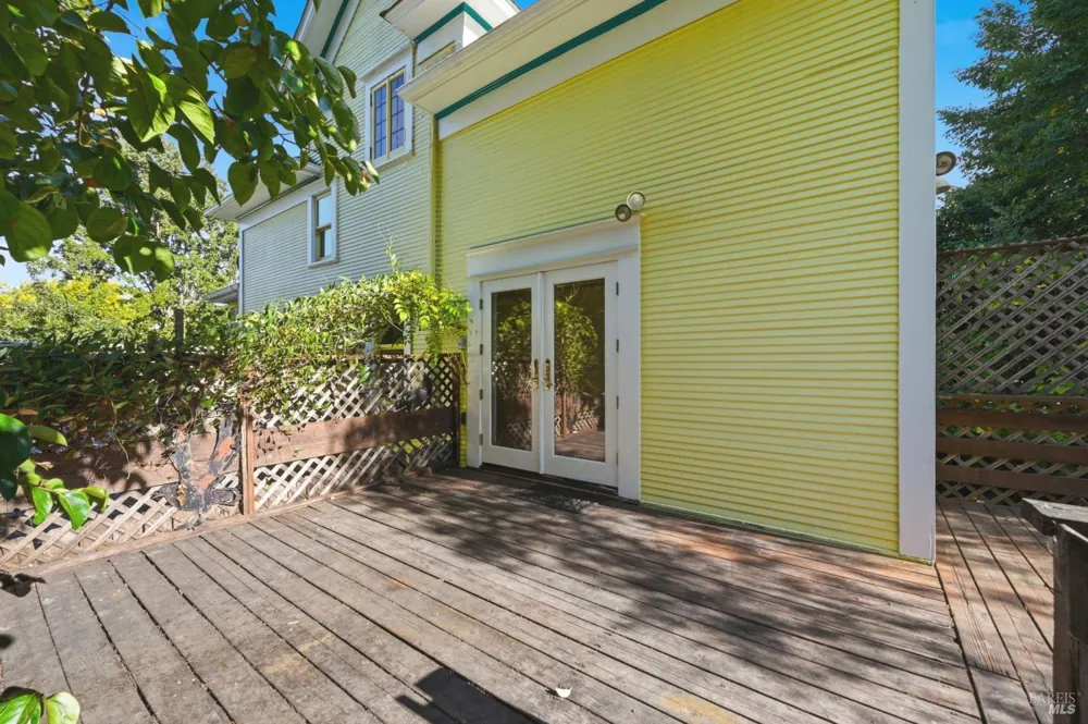 1901 York Street Napa, CA 94559